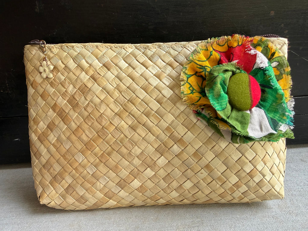 Lauhala Pua ‘Eke Pouch Small - Green