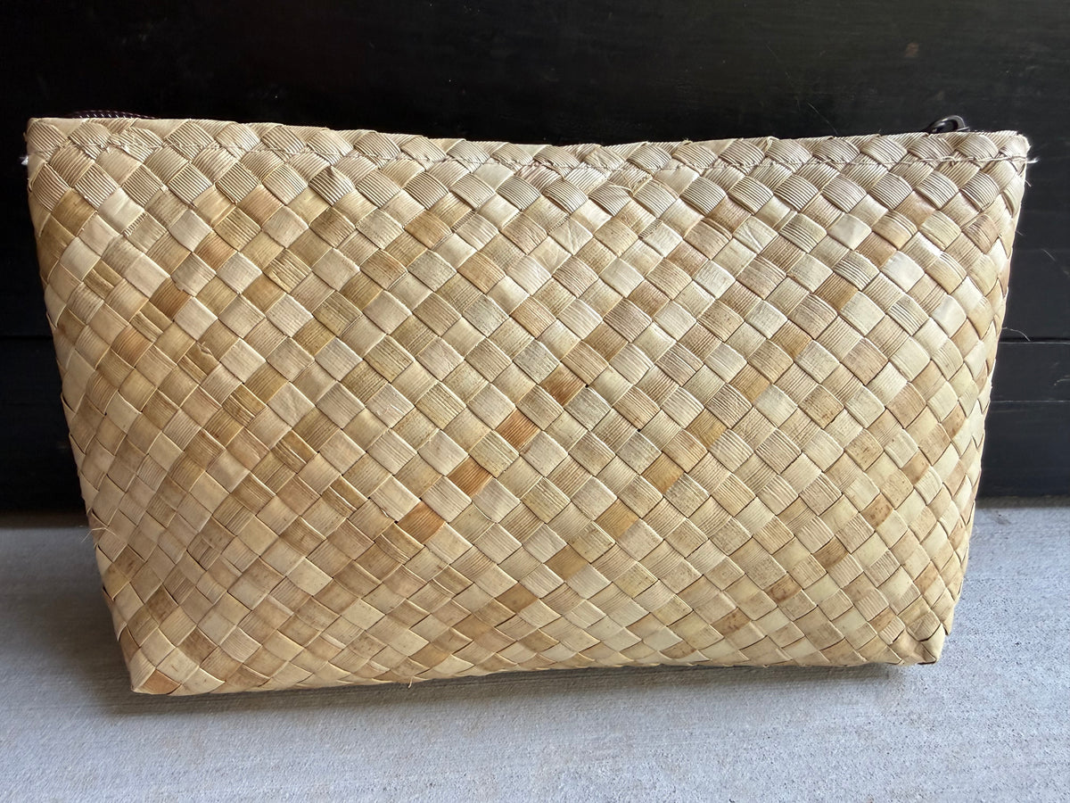 Lauhala Pua ‘Eke Pouch Small - Aqua / Yellow