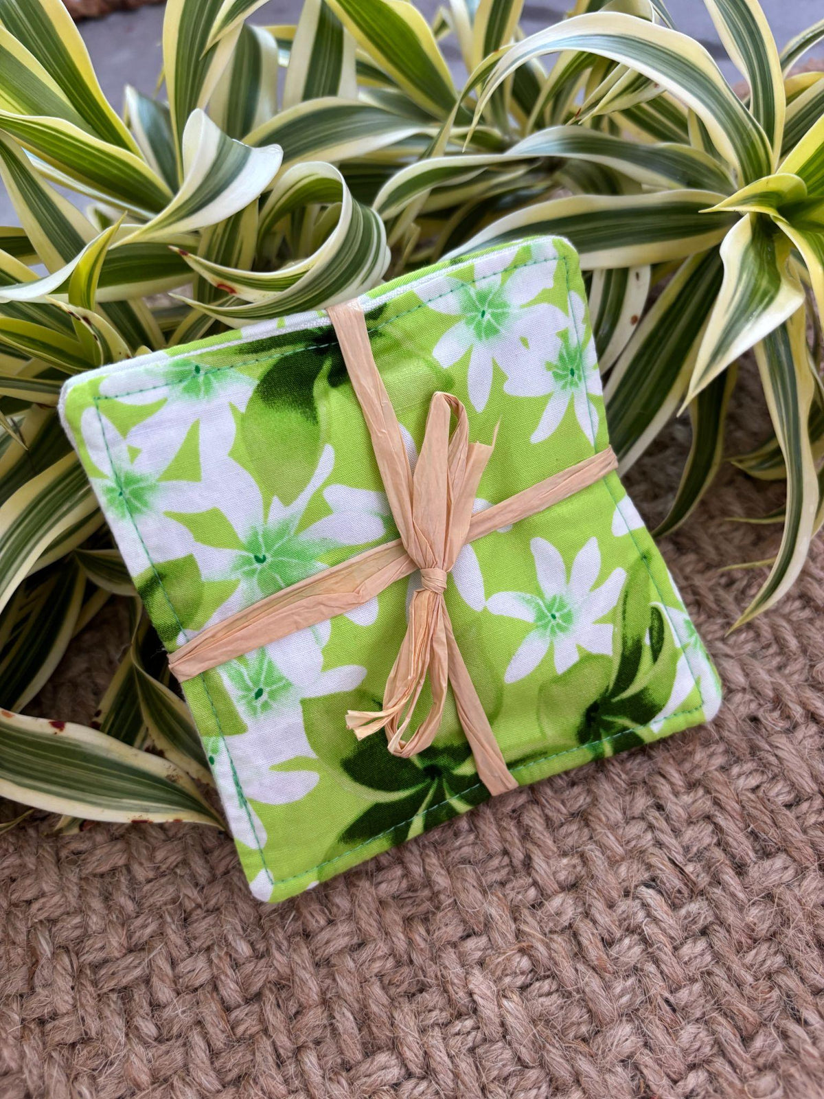 Medium Hand-sewn 2 Piece Coaster - Set 19, pattern 19A: fabric side tied with a lauhala twine bow