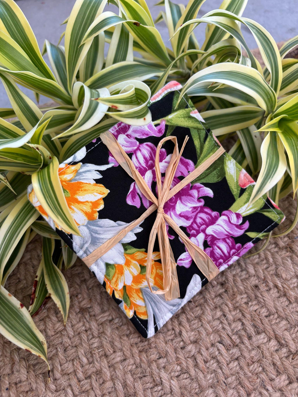 Medium Hand-sewn 2 Piece Coaster - Set 27, pattern 27A: fabric side tied with a lauhala twine bow
